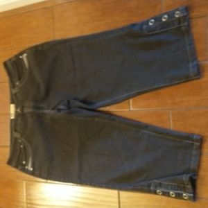 Faded Glory Women's Plus 20w, Black Cropped Jeans w Functional Buttons, NWOT